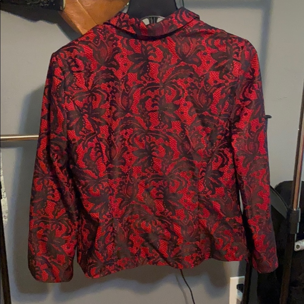 Blazer - Picture 2 of 3